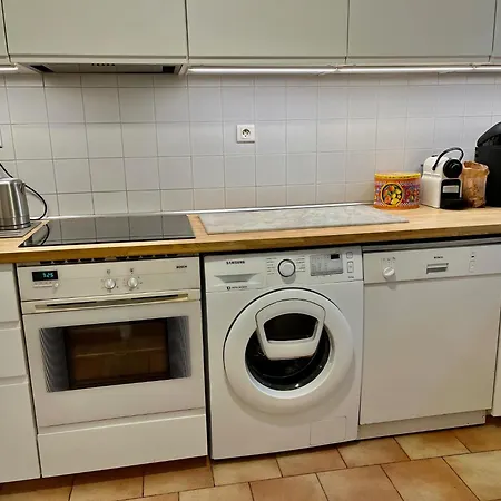 Nausicaa * Pietrosella